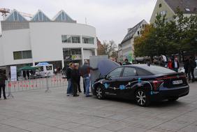 Von Straßenbahn bis Tesla: In Ulm drehte sich alles um Elektromobilität.