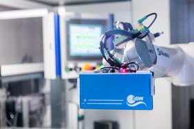ZSW erweitert Forschungsproduktion für  Lithium-Ionen-Zellen bis 80 Ah. Bild: PHEV-1 Zelle mit 29 Ah.