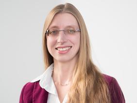 ZSW-Expertin Maike Schmidt