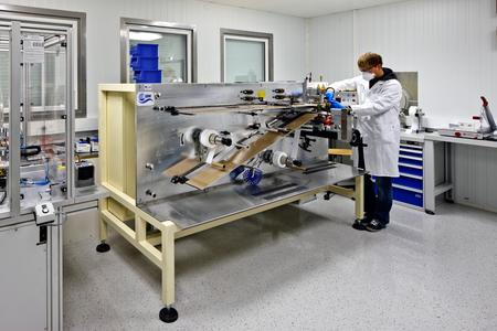 Halbautomatischen Wickelmaschine. Bild: ZSW/M. Duckek