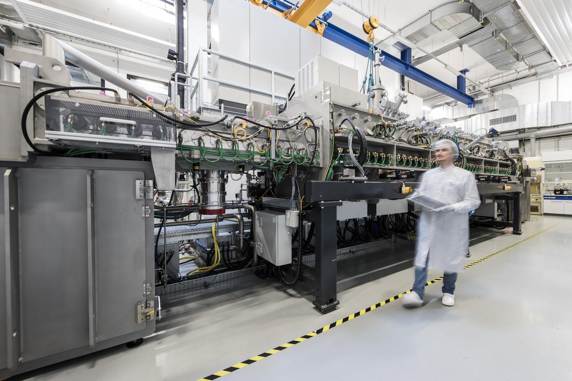 Inline deposition plant for CIGS absorber for substrates up to 30x30 cm.
