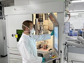 Das Projekt FACILE entwickelt neuartige Anodenmaterialien auf Siliziumbasis für nachhaltige und leistungsstärkere Lithium-Ionen-Batterien.