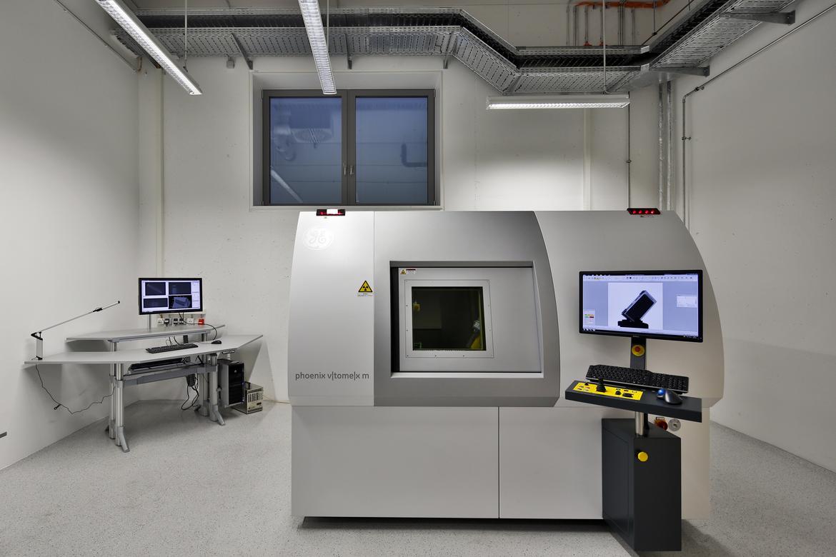Die CT-Scans werden mit einem GE Phoenix v | tome | x 300 aufgezeichnet.