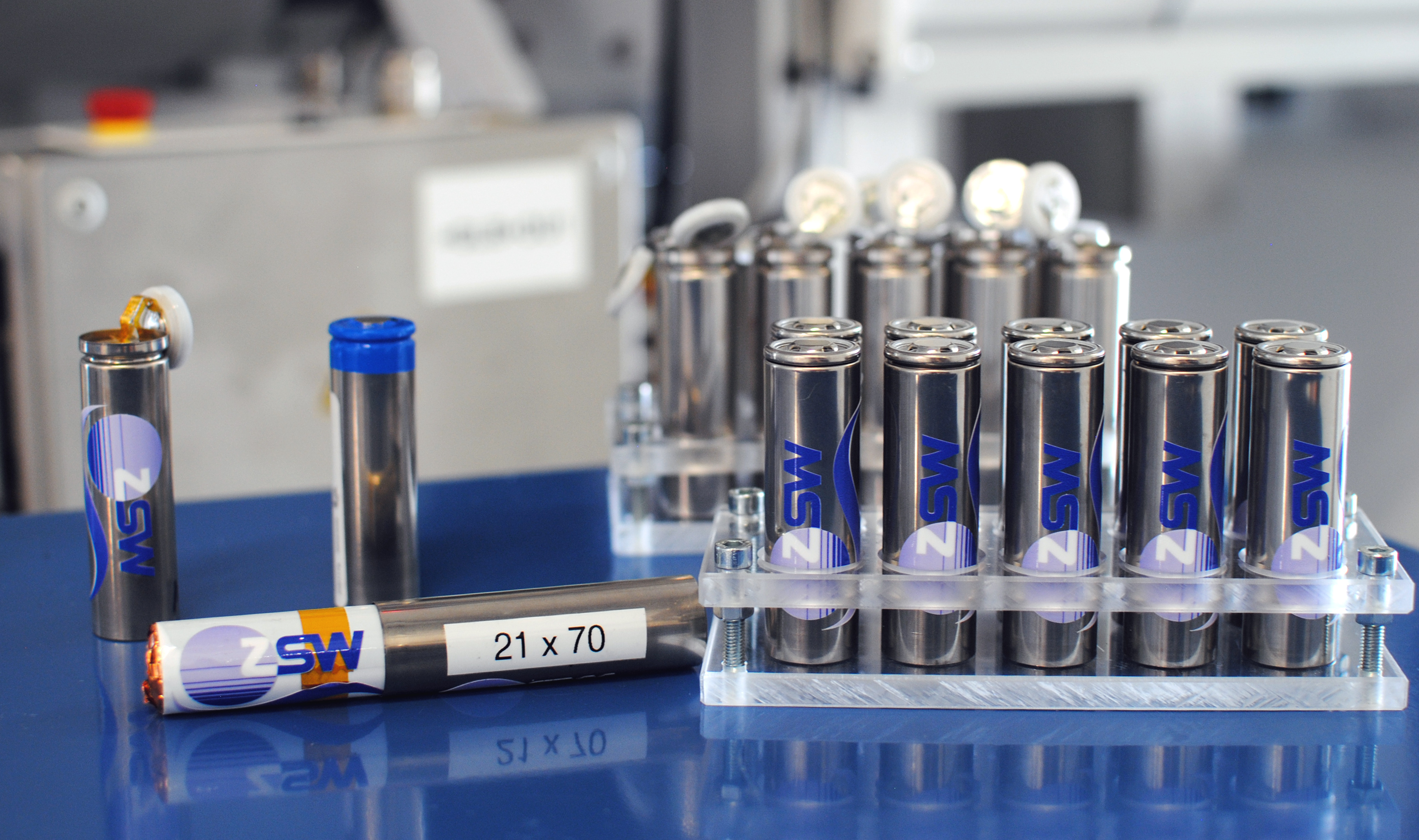 Lithium-Ionen-Batterien: Neues,  umweltfreundliches Verfahren für die industrielle Herstellung von nickelreichen Kathoden